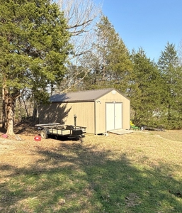Riverfront Home For Sale With Land in Northern Arkansas - image 47