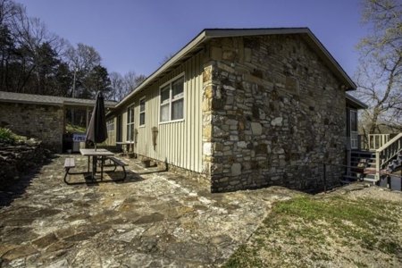 Riverfront Home For Sale With Land in Northern Arkansas - image 40