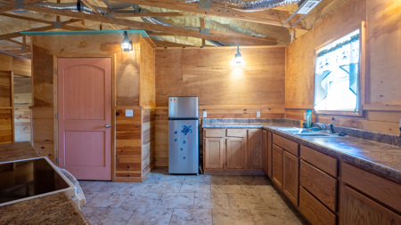 Shop House + 4.5 Acres in the Missouri Ozarks | Van Buren - image 15