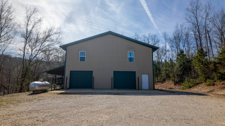 Shop House + 4.5 Acres in the Missouri Ozarks | Van Buren - image 6