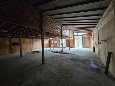 Country Acreage & Shop - Adjoining National Forest Area - image 22