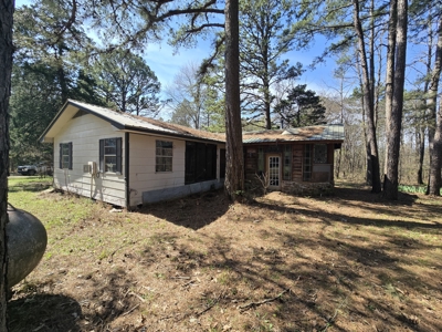 Country Acreage & Shop - Adjoining National Forest Area - image 4