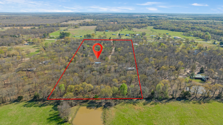 20 Acres, Farmhouse & Shop in Blossom TX - image 33