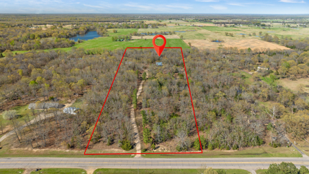 20 Acres, Farmhouse & Shop in Blossom TX - image 31