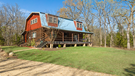 20 Acres, Farmhouse & Shop in Blossom TX - image 37