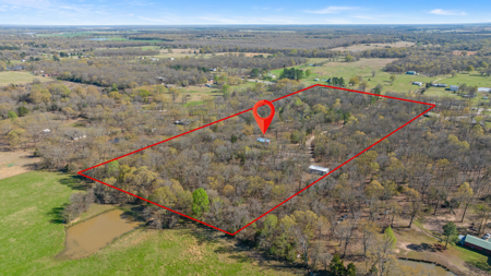 20 Acres, Farmhouse & Shop in Blossom TX - image 34