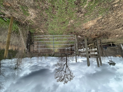 13.8 Acre - Mini Farm for Sale in Maplesville, AL. - image 25
