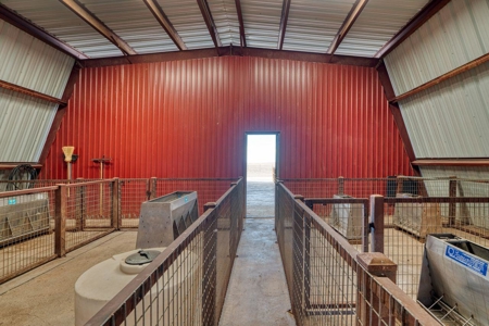 Moriarty New Mexico 610 Acre Ranch for Sale with Water Rights - image 11