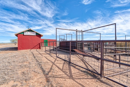 Moriarty New Mexico 610 Acre Ranch for Sale with Water Rights - image 38
