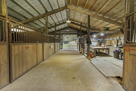 Battle Ground Acreage w/ Barn & Homestead Setup - image 16