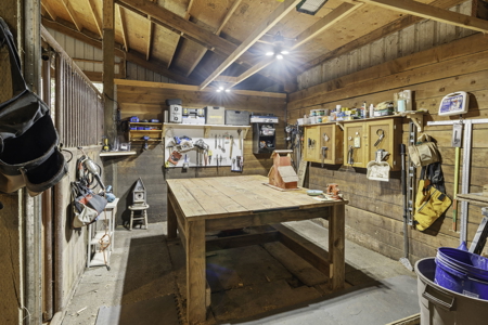 Battle Ground Acreage w/ Barn & Homestead Setup - image 27