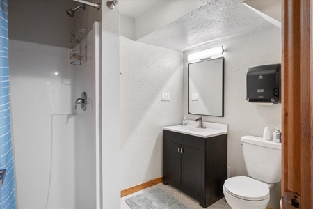 Commercial Office Building in Downtown Viroqua in SW Wisconsin - image 25