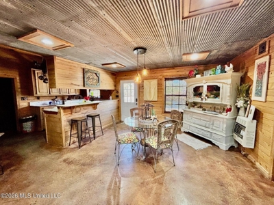 Farmhouse in Tylertown MS with a Pond - image 7