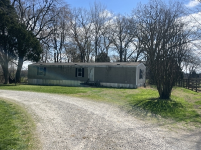 Country home &20 acre Equine farm for sale near Bowling Green Ky. - image 12