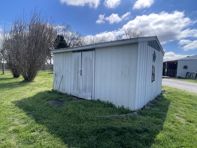 Country home &20 acre Equine farm for sale near Bowling Green Ky. - image 14