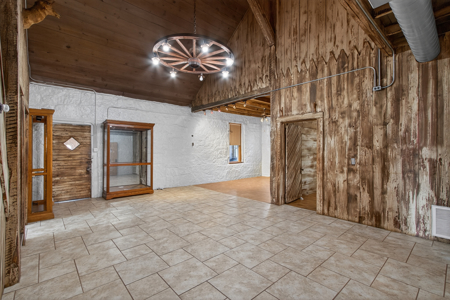 Claremore, Oklahoma Country Home For Sale - image 9
