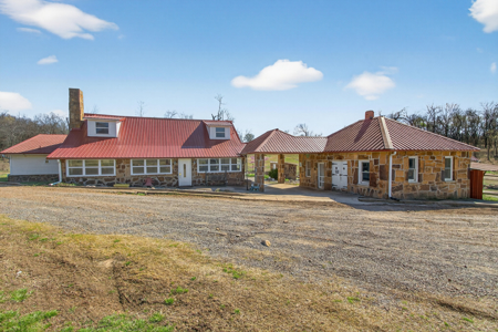 Claremore, Oklahoma Country Home For Sale - image 1