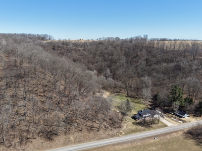 Country Home in SW Wisconsin Driftless Region For Sale - image 34