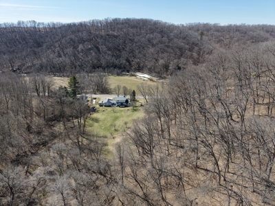 Country Home in SW Wisconsin Driftless Region For Sale - image 36
