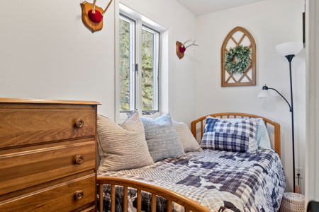 Country Home in SW Wisconsin Driftless Region For Sale - image 22