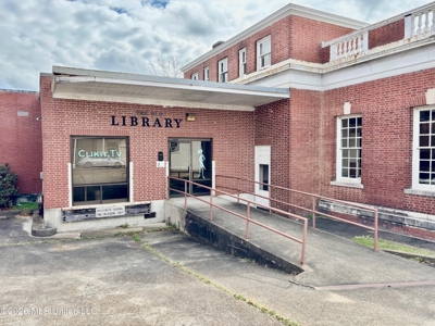 Historical Commercial Building in McComb MS - image 1