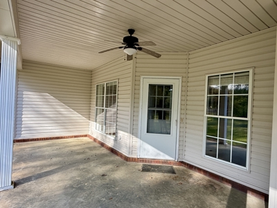 Secluded Country Home on 9.9ac Located N of Hartford Alabama - image 14