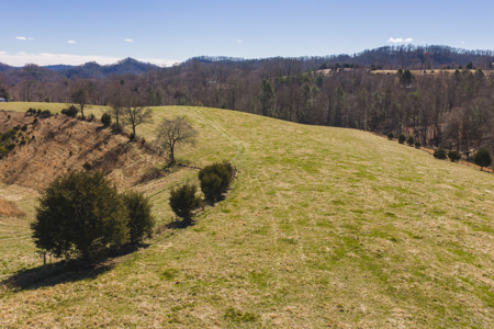Unrestricted Acres with Farmhouse, East Tennessee Hancock County - image 9