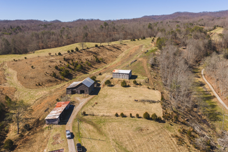 Unrestricted Acres with Farmhouse, East Tennessee Hancock County - image 1