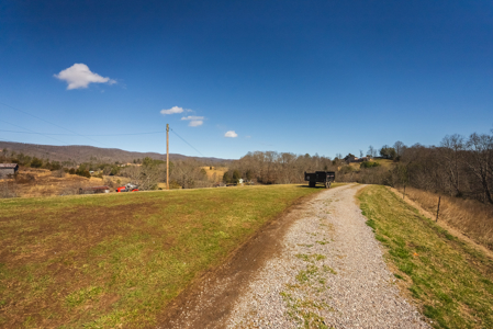 Unrestricted Acres with Farmhouse, East Tennessee Hancock County - image 33