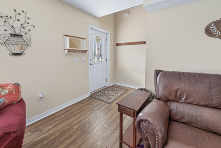 1 Acre. 3 Bedrooms, Paved Road - image 14