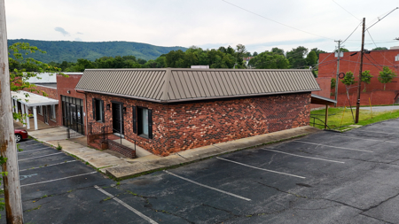 Commercial Office located in the Town of Stuart, VA - image 2