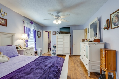 Country Home for Sale in Lawrence County, Tennessee - image 16