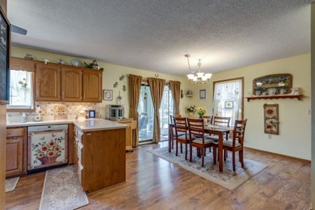 Country Home for Sale in Lawrence County, Tennessee - image 8
