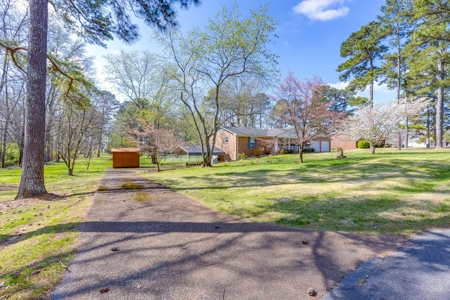 Country Home for Sale in Lawrence County, Tennessee - image 35