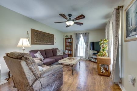 Country Home for Sale in Lawrence County, Tennessee - image 5