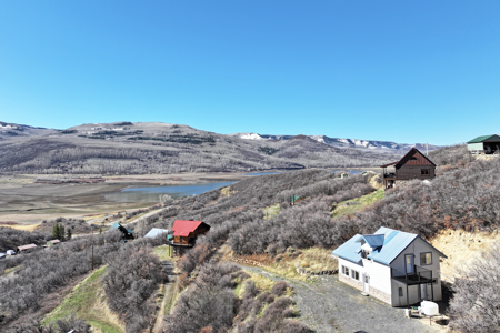 Lakefront Mountain Property For Sale - image 25