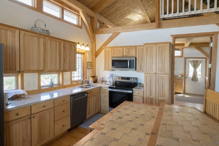 Northern AZ Timber Frames Mountain Home - image 34