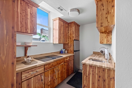 Iowa Commercial Real Estate 15-Unit Condominium Portfolio - image 11