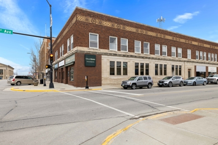 Iowa Commercial Real Estate 15-Unit Condominium Portfolio - image 1