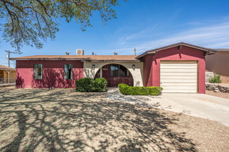 One-Owner Home for Sale in the Heart of Las Cruces, NM - image 2