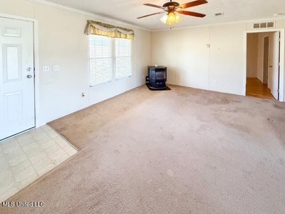 Amite County, MS 4-Bed Mobile Home on 5.41 Acres - image 9
