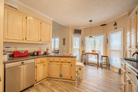 Spacious Home for Sale in Steeple Chase Subdivision of Jackson TN - image 15