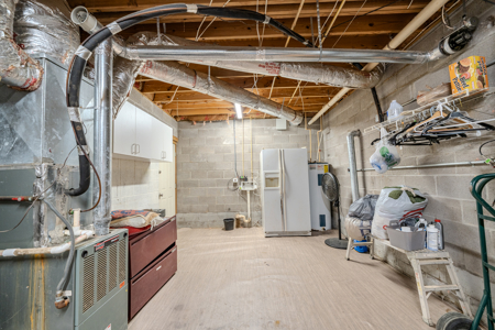 Spacious Home for Sale in Steeple Chase Subdivision of Jackson TN - image 37