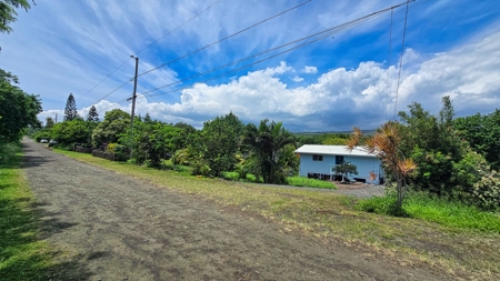 Organic Hawaiʻi mini farm with lush food forest and cozy 1BR home - image 20
