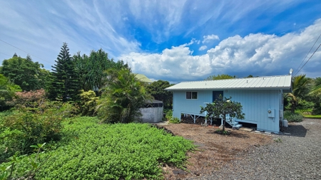Organic Hawaiʻi mini farm with lush food forest and cozy 1BR home - image 22