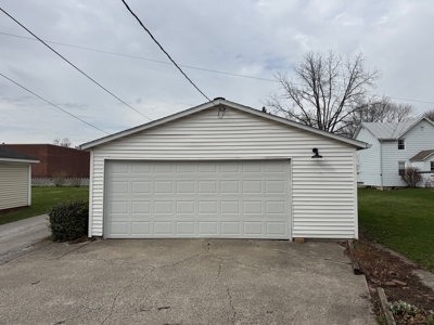 Move In Ready Residence Estate Auction - April 27th @ 6PM - image 5
