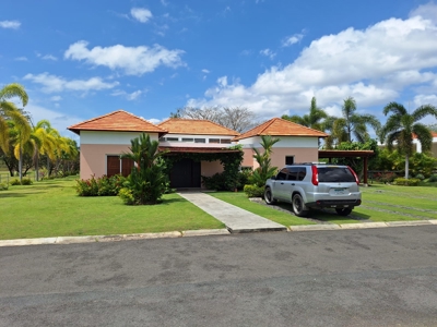 Estate-Size Golf Villa in Costa Blanca Decameron | 1,857 m² Lot - image 1