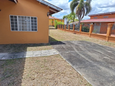 Spacious Home in Chame | 870 m² in Gated Community w/ Social area - image 3