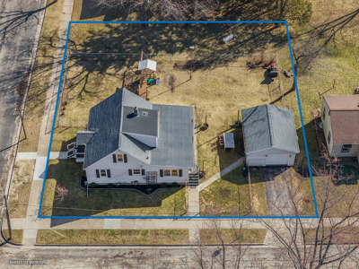 Charming Cape Cod in Reedsburg WI - image 3