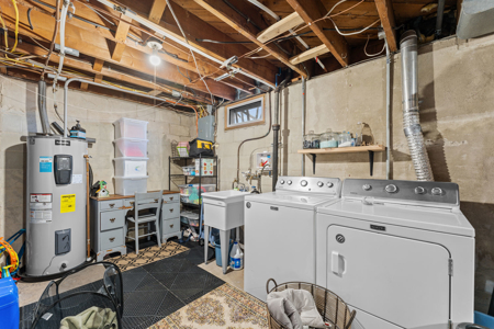 Charming Cape Cod in Reedsburg WI - image 32